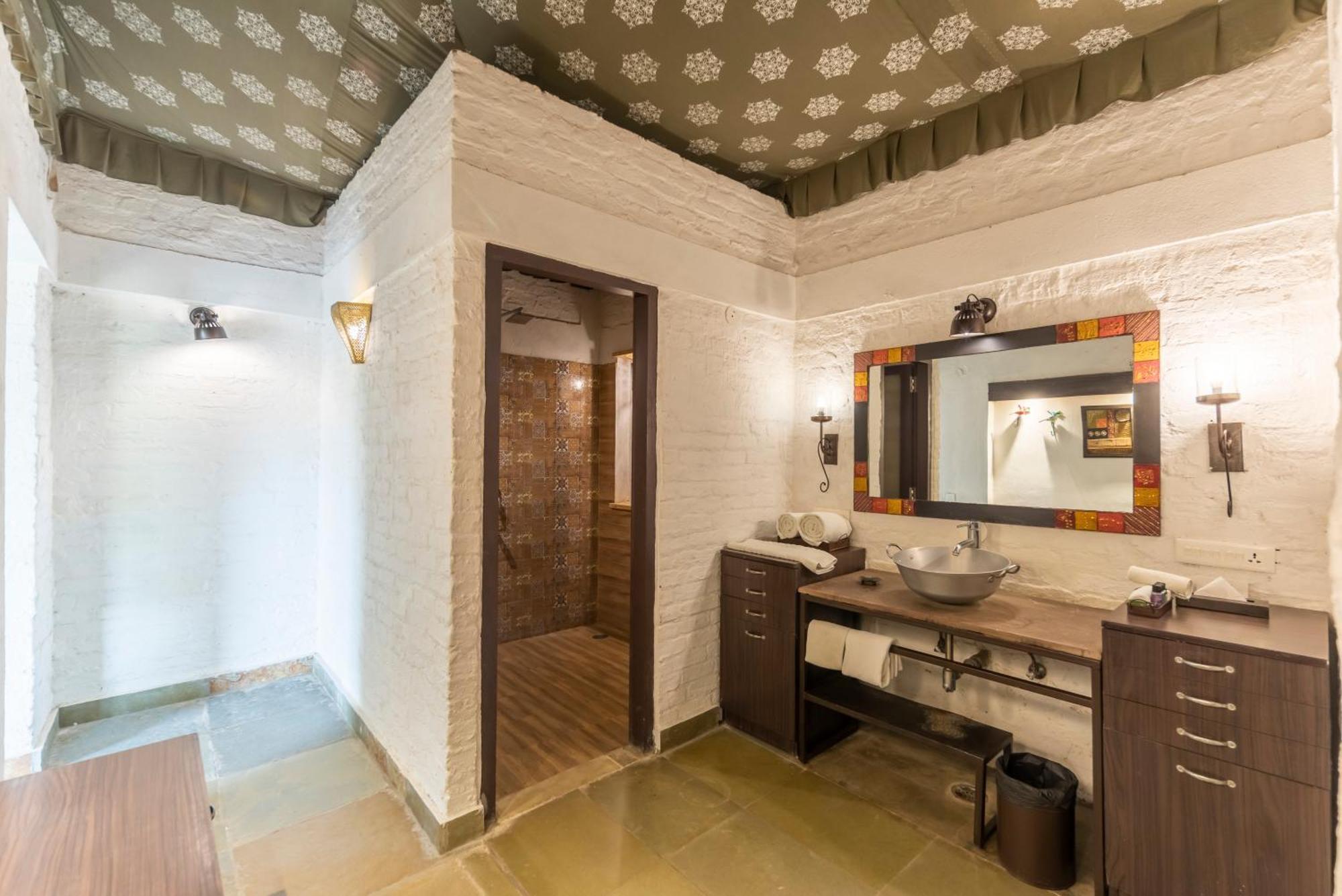 Vanaashrya Resort And Spa Sariska Tehla Exterior foto