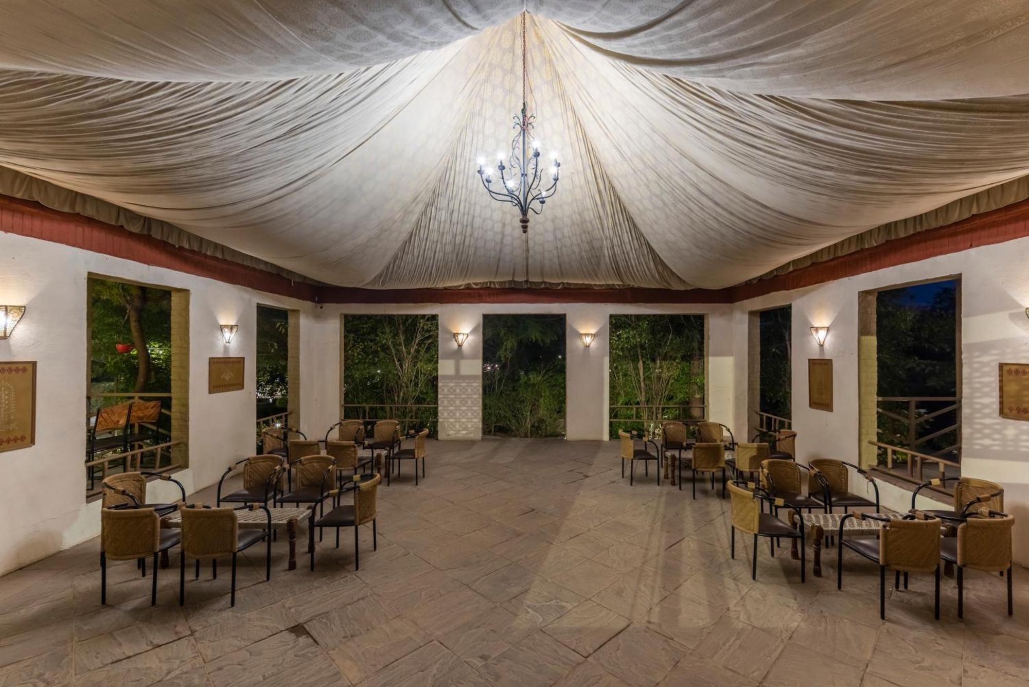 Vanaashrya Resort And Spa Sariska Tehla Exterior foto