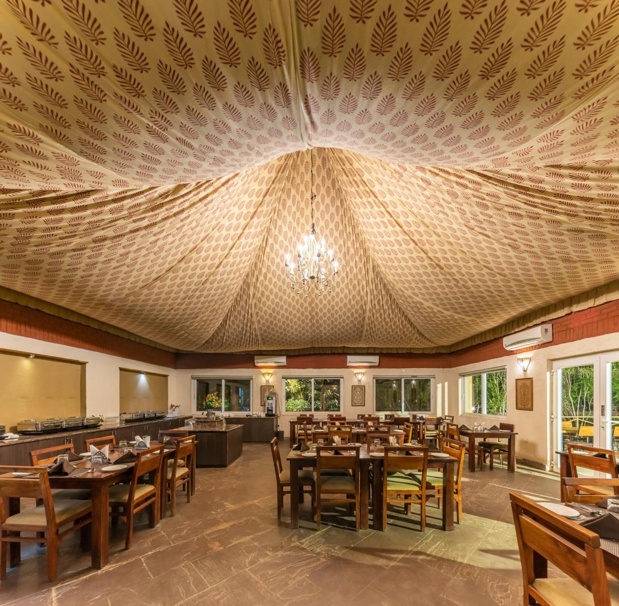 Vanaashrya Resort And Spa Sariska Tehla Exterior foto