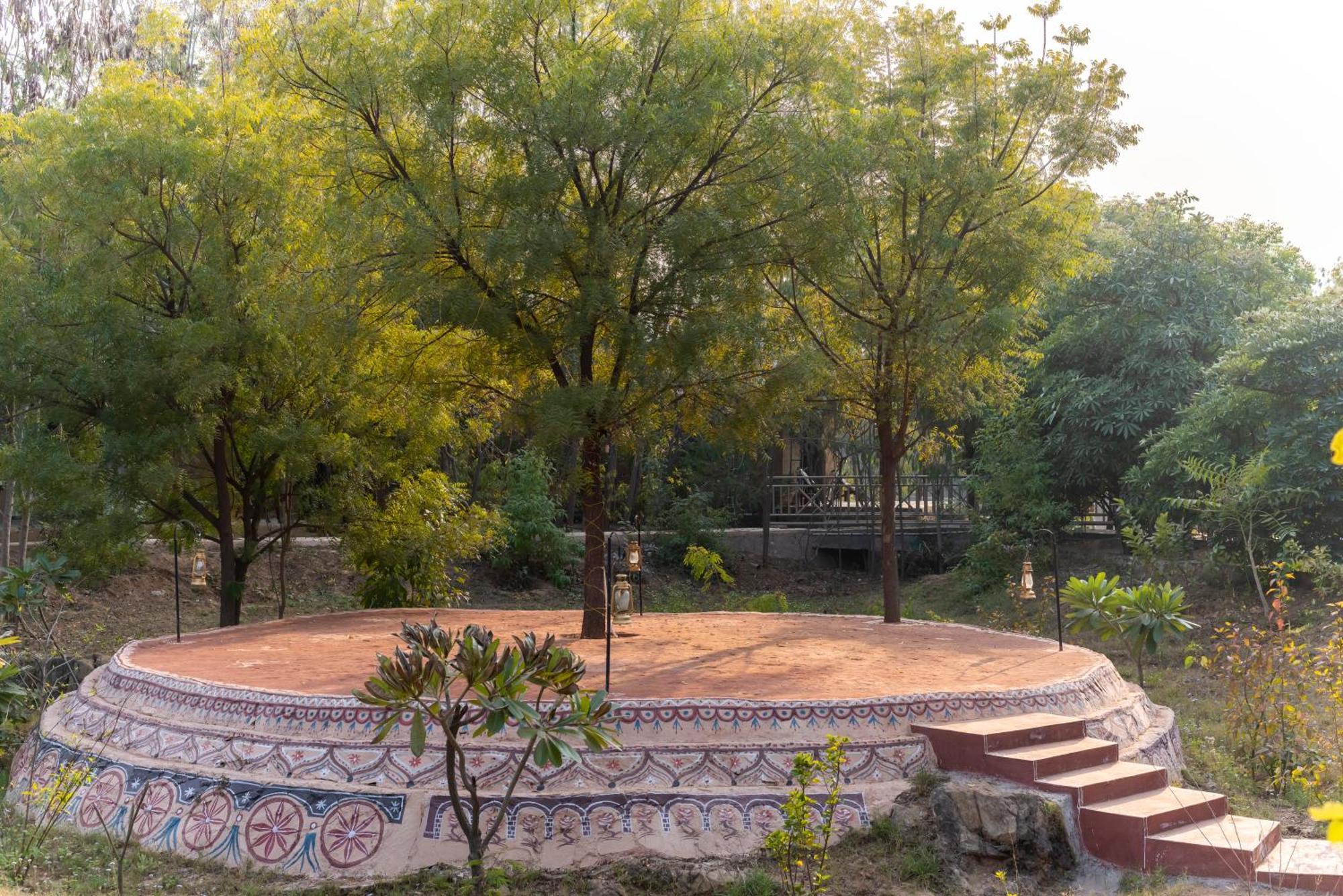 Vanaashrya Resort And Spa Sariska Tehla Exterior foto